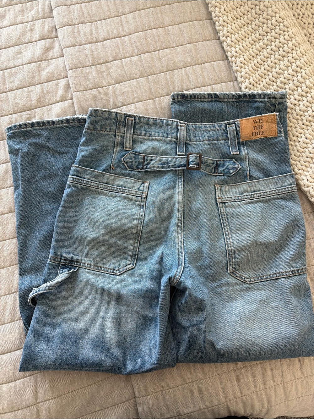 Free People Major League Mid Rise Cuffed Jeans
Women’s Size 27 - Picture 2 of 3